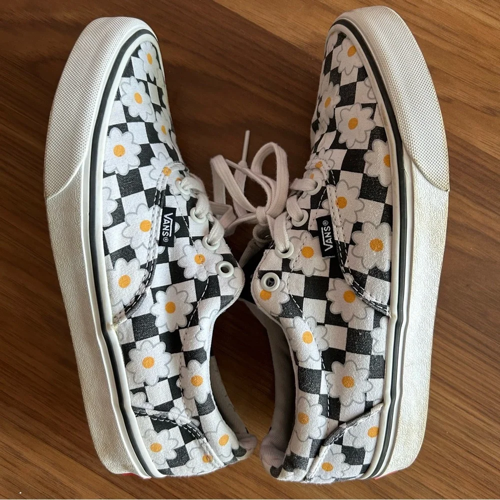 Women’s Vans Black and White Flower Checkered Shoes - Picture 3 of 10